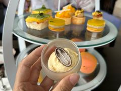 -亚龙湾喜来登·美景台大堂吧