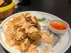 -蝴蝶里·粤菜·点心(滨江龙湖店)