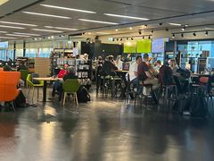 -维也纳国际机场