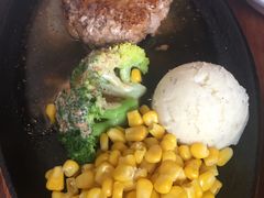 铃木肉饼-铃木食堂(帽儿胡同店)