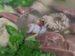 -老天桥酱肉烧饼夹肘子(天桥店)