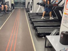 -乐刻运动健身(同曦假日百货店)