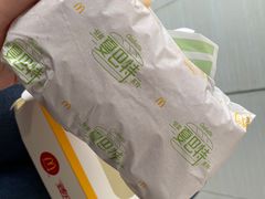 -麦当劳(徐汇漕溪北路百脑汇店)