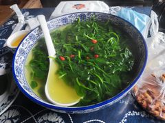 豌豆尖汤-龙姐私房菜(和顺古镇店)