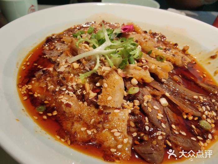 天成川菜·鲜活川味(海港城江景店)夫妻肺片图片