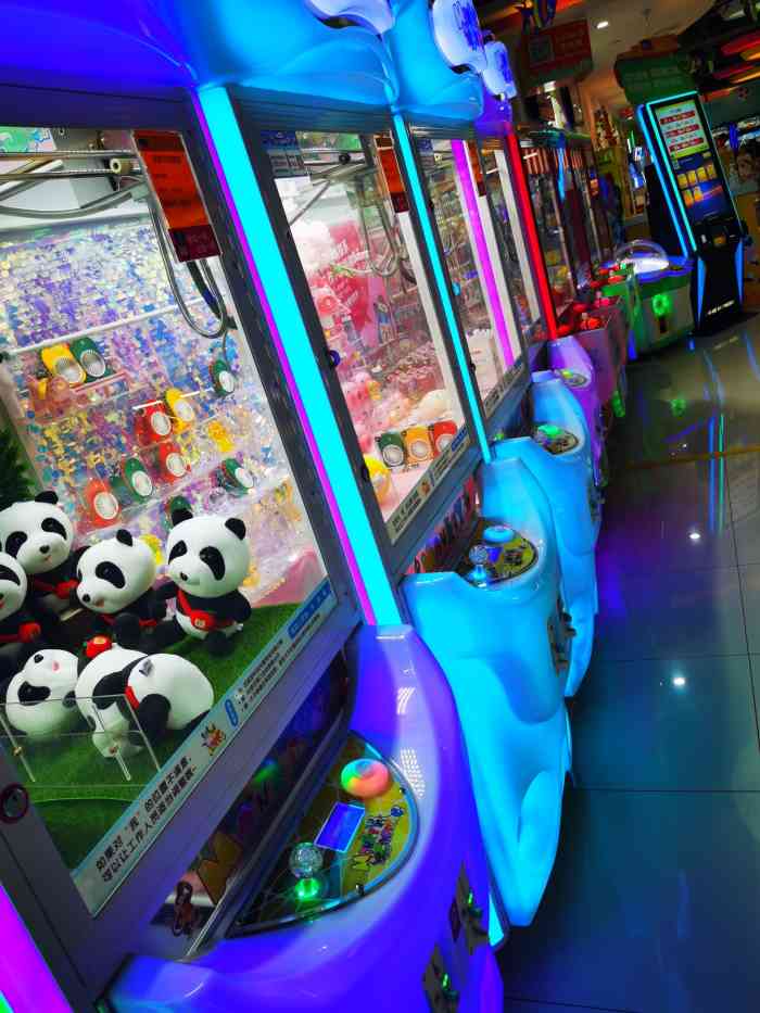 爱玩嘉年华(西安城市立方店)-"陪孩子上课的缘故经常来城市立方综合体