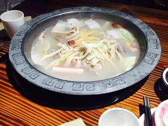 特色骨头锅-庄老幺火锅(娄山关路店)