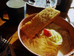 -I HOLIC艾豪丽披萨(KKone店)