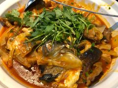 -魏铭鱼头捞饭(晋阳路店)