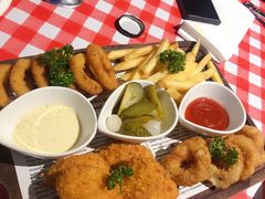 -1886德国汽车餐厅(外滩十六铺码头店)