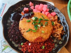 -包整·丝娃娃(一览甲秀楼风景店)