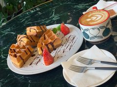 -chenity  cafe