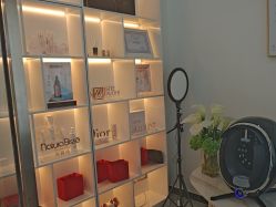 -柒朵科技美肤中心