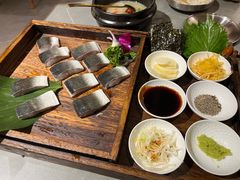 -围炉肉舍丹东海鲜烤肉·烤活鳗(步行街店)