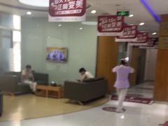 -雅悦齿科(顾村公园店)