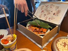 -包整·丝娃娃(一览甲秀楼风景店)