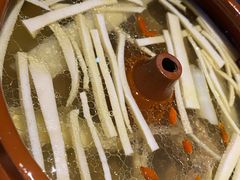 无水蒸制竹笙汽锅鸡汤-雀舞云南菜(乐客城店)
