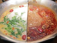 -湊湊火锅·茶憩(新中关购物中心店)