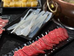 -果松木炭酸菜铜火锅·外婆参鸡汤