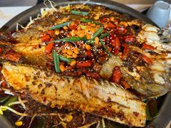 -鸣记脆皮烤鱼·海鲜烤鱼(三八广场店)