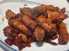 -嗨辣小聚·盘锦河蟹·海鲜烧烤龙虾(盘锦十年好店)