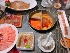 -热火朝天鲜切牛肉火锅(南强街巷店)