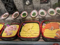 -四囍码头海鲜烧烤自助火锅(外滩南京东路悦荟广场店)