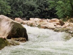-雅鲁激流探险漂流