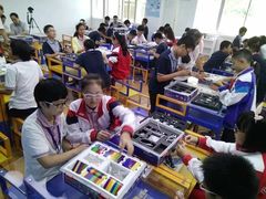 -金陵中学(河西分校)