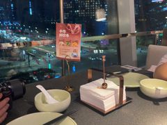 -蝴蝶里·粤菜·点心(滨江龙湖店)