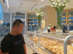 -好利来(万卉路店)