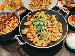 -川流不息·地道川菜·小龙虾(松东路店)