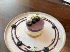 -Chom Cafe and Restaurant