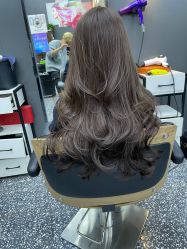 -藤野造型专业烫染接发