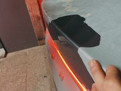 -鲨鱼皮汽车凹陷玻璃修复(静安店)