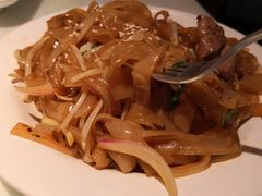 -新大咀港式茶餐厅(宝山万达店)