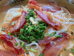 -肇兴特色牛肉粉