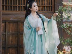 -云锦汉服馆·古典妆造摄影(唐城店)