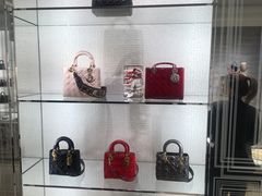 -DIOR迪奥(德基广场女装店)