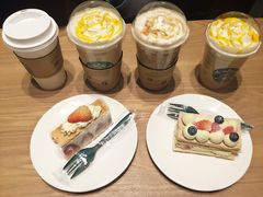 -星巴克(上海虹桥新天地二店)