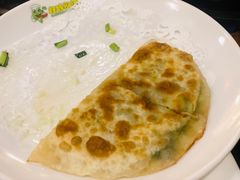 韭菜鸡蛋盒子-燕青小馆(东园大厦店)