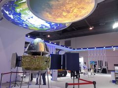 -上海跨国采购会展中心