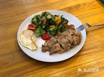 抗阻力训练前后的营养摄入