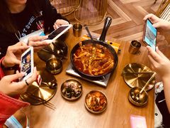 招牌辣鸡爪煲-HOTISLAND海鸡岛·韩国料理(江南西店)