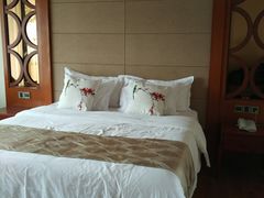 -那琴半岛地质海洋公园