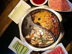 鲜菌鸳鸯锅-纸盐河码头火锅(十八梯店)