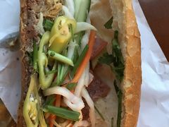 -Bánh Mì Huynh Hoa