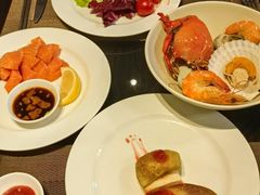 -大中华希尔顿酒店-念自助餐·嗨啤·小龙虾