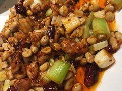 -赶海部落海鲜城(海阳路店)