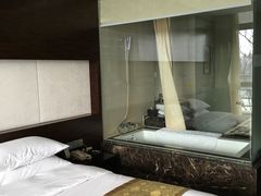 -上海怡沁园度假酒店